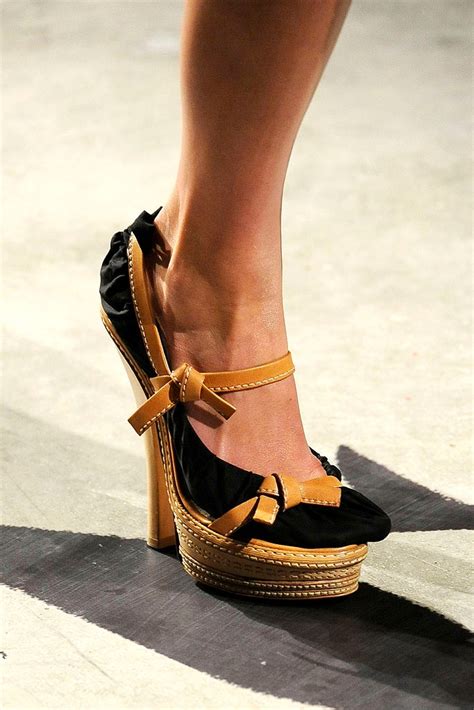 prada shoes 2009.